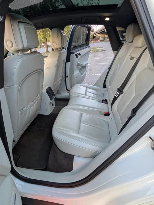 2016 Porsche Macan S - Image 7 of 19