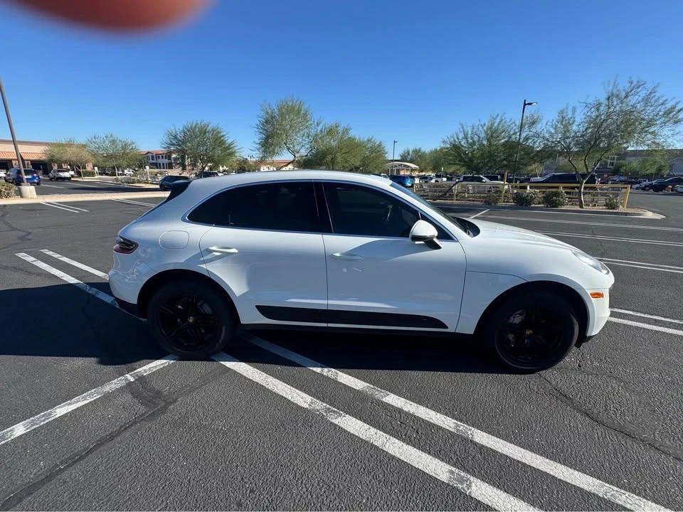 2016 Porsche Macan - Image 2 of 14