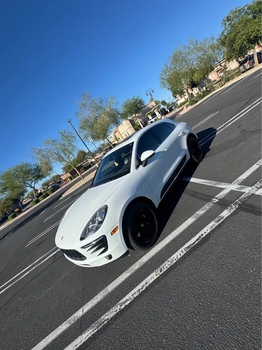 2016 Porsche Macan - Image 7 of 14