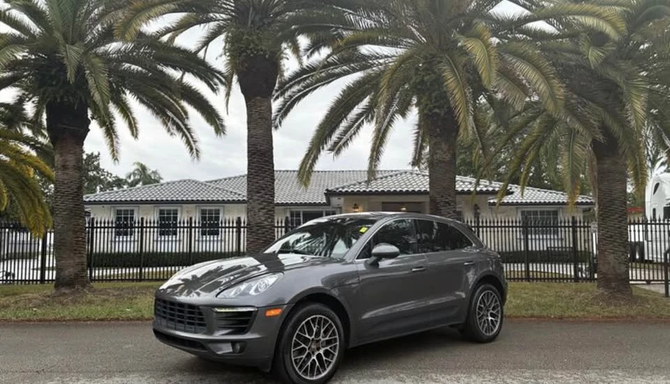 2016 Porsche Macan - Image 4 of 9