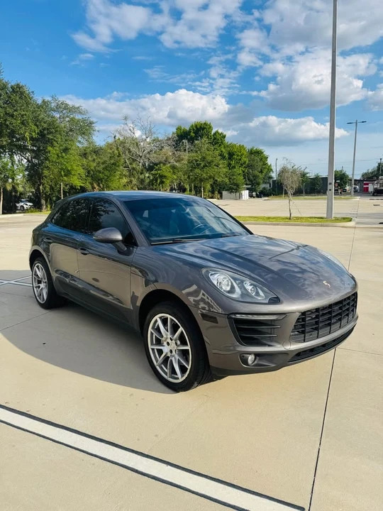 2016 Porsche Macan - Image 2 of 13