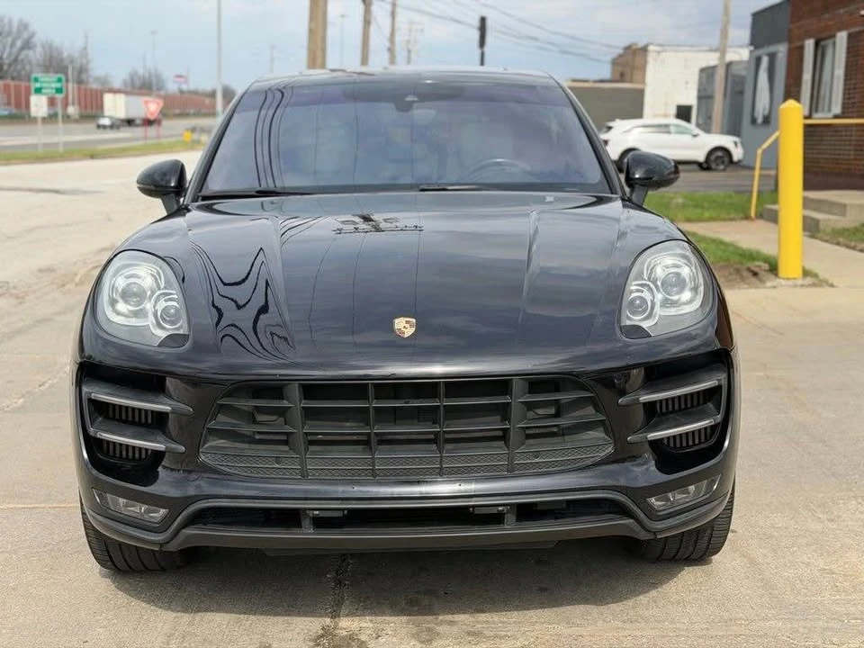 2016 Porsche Macan Turbo - Image 4 of 20