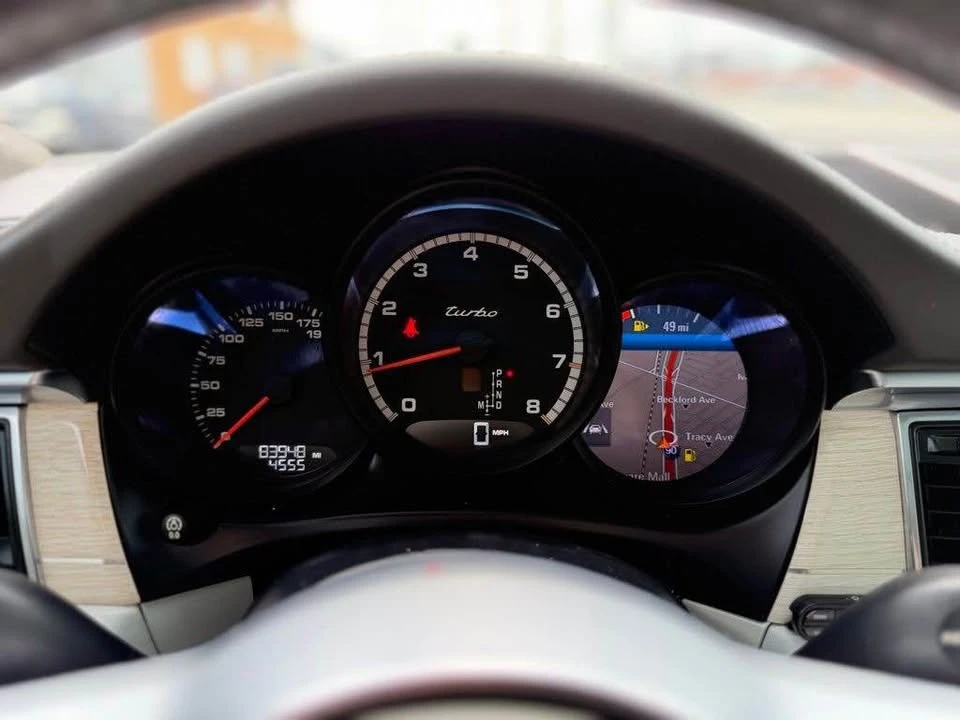 2016 Porsche Macan Turbo - Image 14 of 20