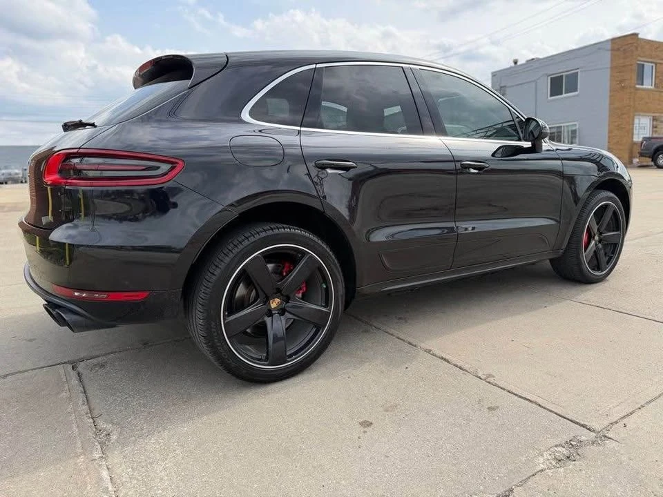 2016 Porsche Macan Turbo - Image 7 of 20