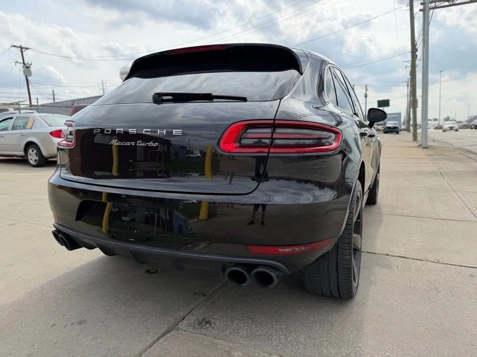 2016 Porsche Macan Turbo - Image 3 of 20