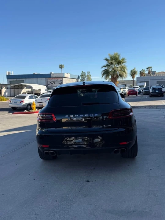 2016 Porsche Macan Turbo - Image 4 of 9