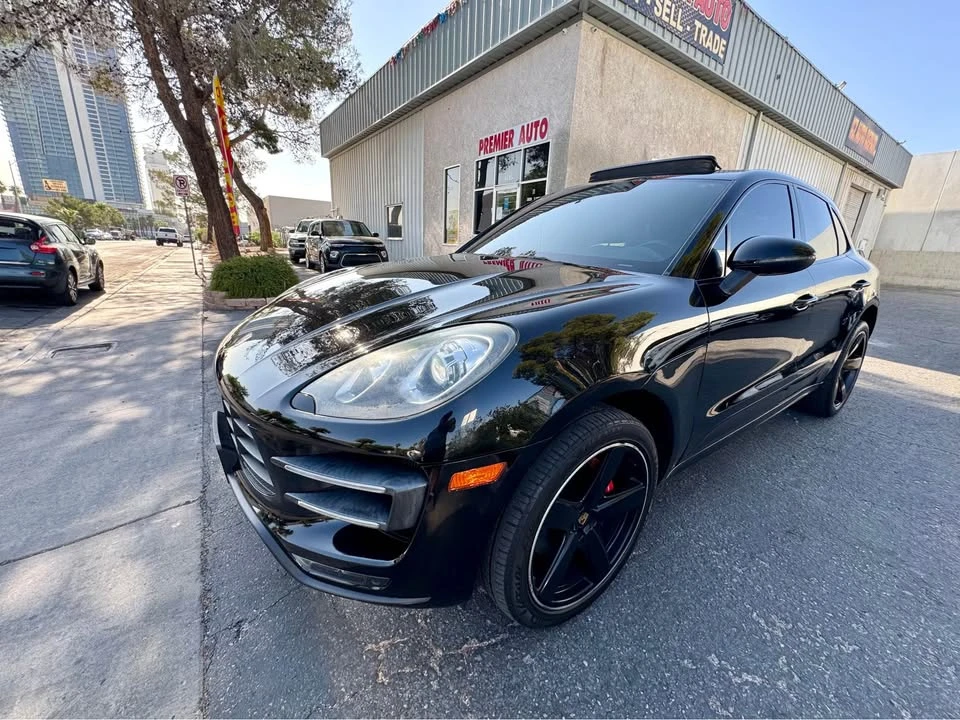 2016 Porsche Macan Turbo - Image 2 of 16