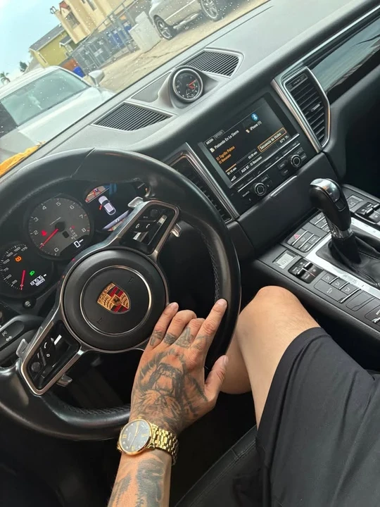 2016 Porsche Macan Turbo - Image 7 of 7