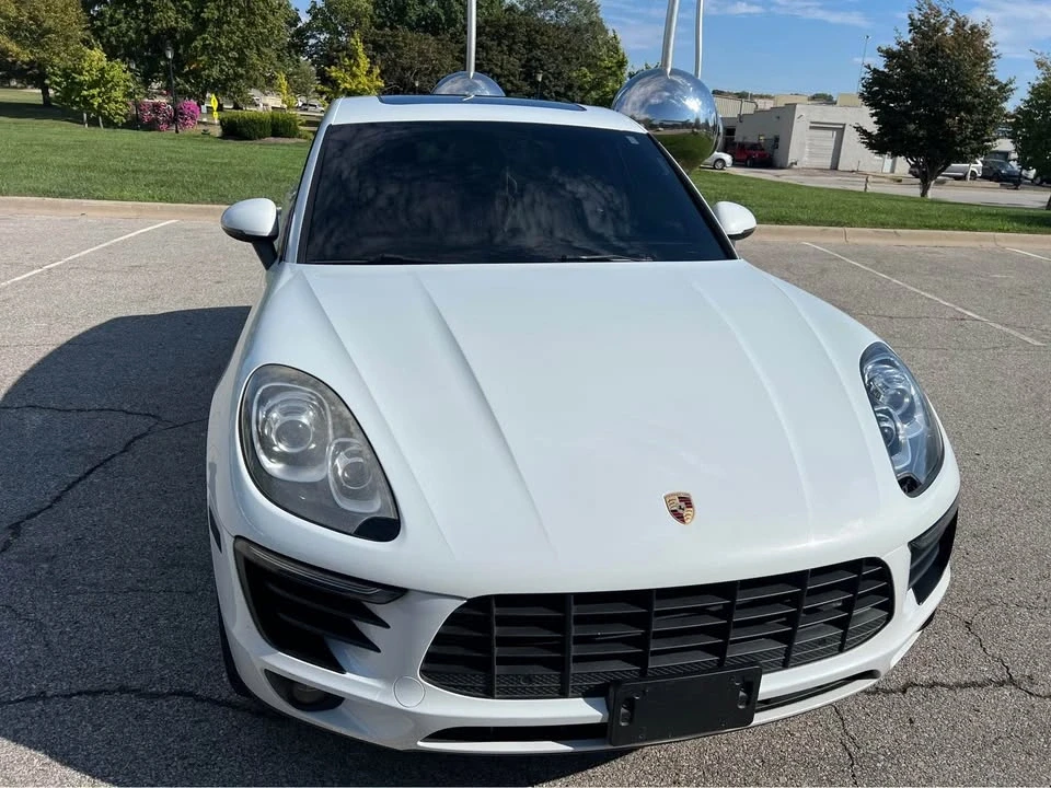 2016 Porsche Macan Turbo - Image 6 of 15