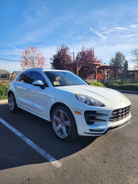 2016 Porsche Macan Turbo - Image 2 of 19
