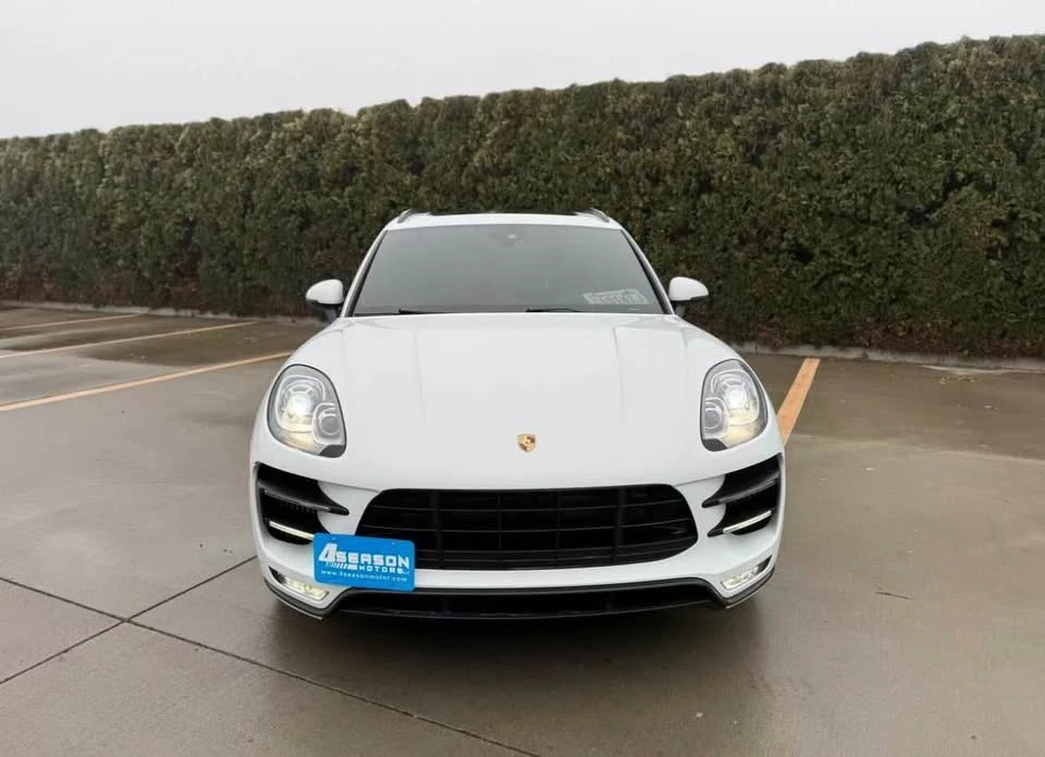 2016 Porsche Macan Turbo - Image 2 of 15