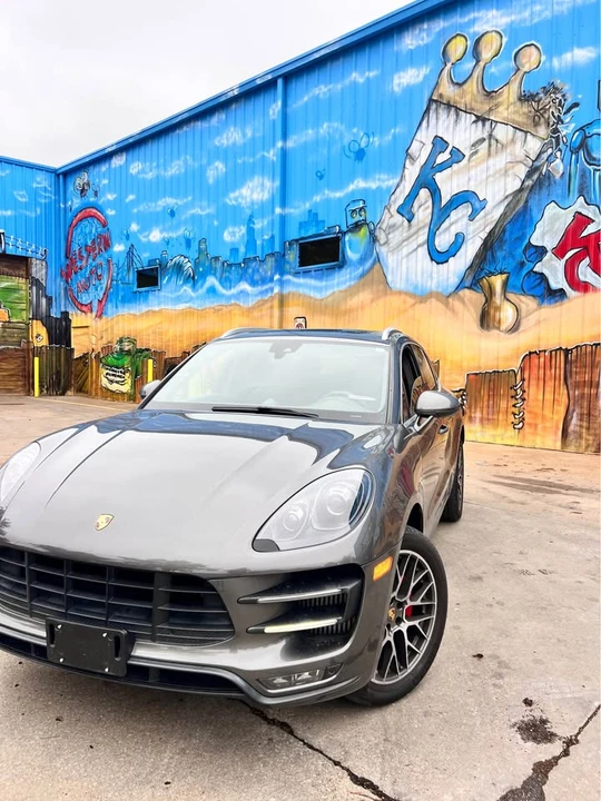 2016 Porsche Macan Turbo - Image 19 of 19