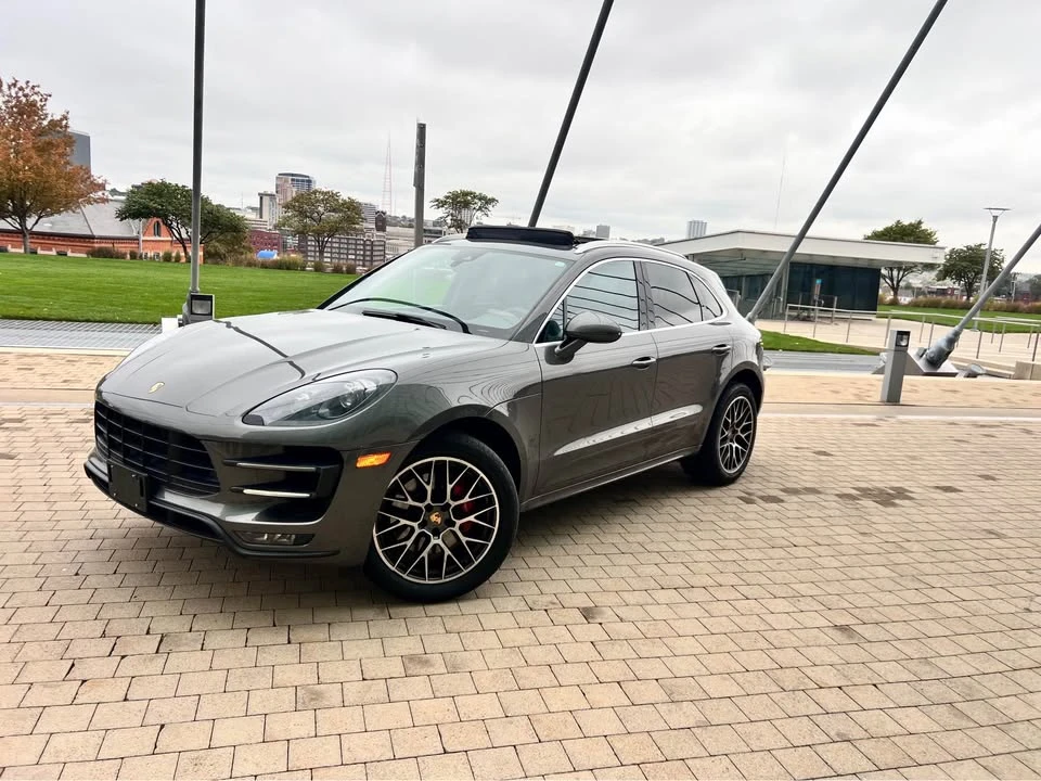 2016 Porsche Macan Turbo - Image 5 of 19
