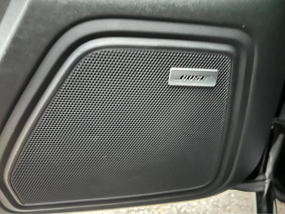 2016 Porsche Macan Turbo - Image 17 of 19