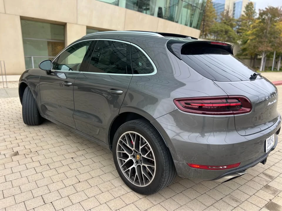 2016 Porsche Macan Turbo - Image 9 of 19