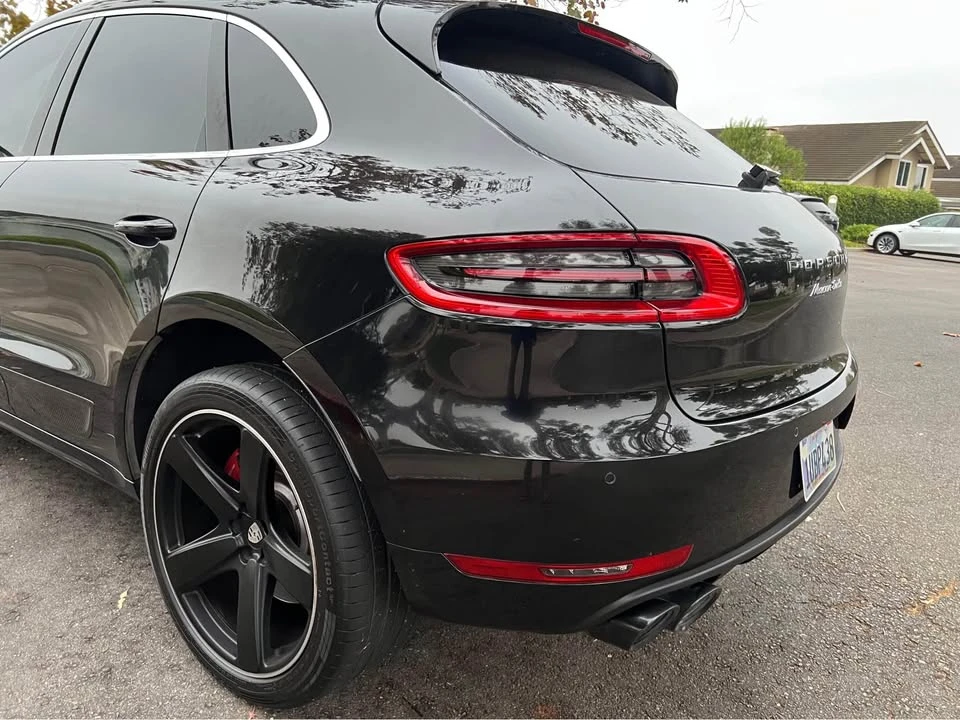 2016 Porsche Macan Turbo - Image 9 of 19