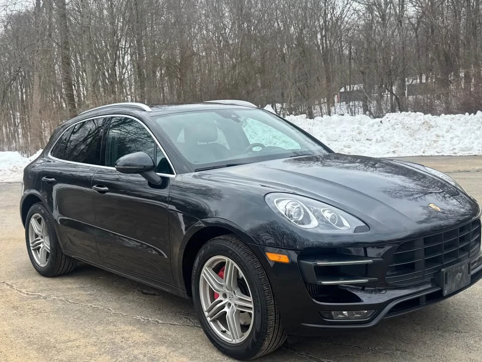 2016 Porsche Macan Turbo - Image 2 of 9