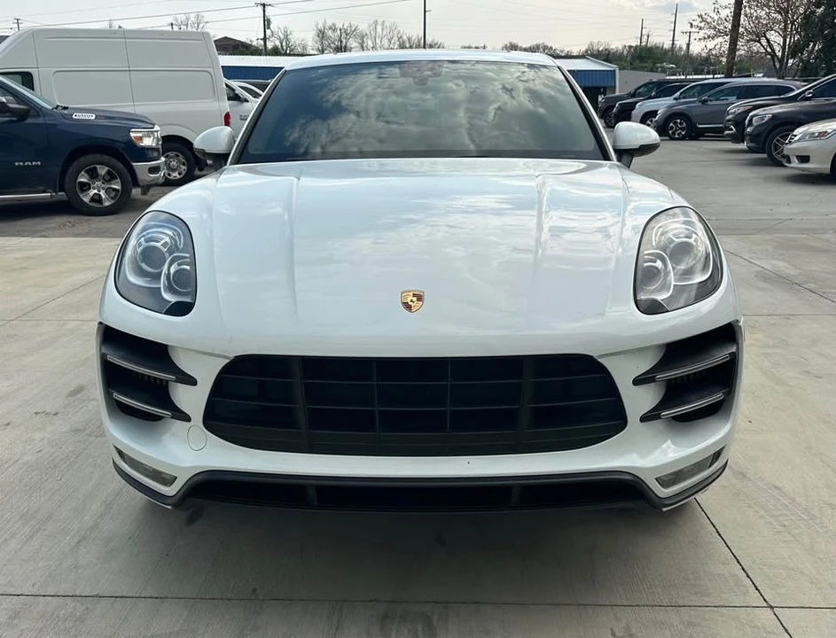 2016 Porsche Macan Turbo - Image 2 of 16