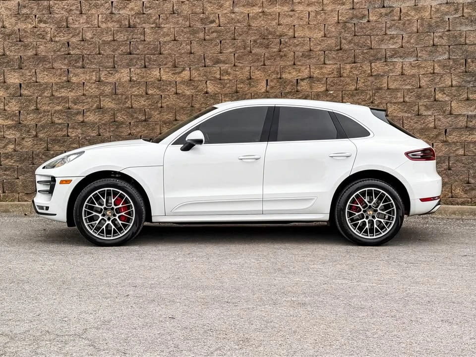 2016 Porsche Macan Turbo - Image 20 of 20