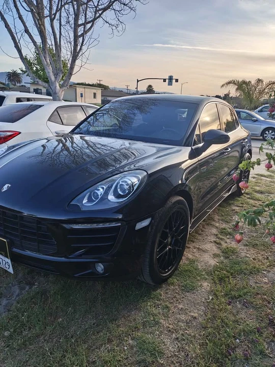 2016 Porsche Macan Turbo - Image 2 of 6