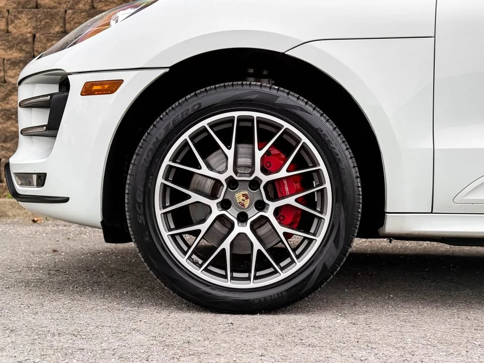2016 Porsche Macan Turbo - Image 9 of 20