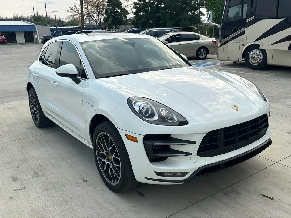2016 Porsche Macan Turbo - Image 6 of 16