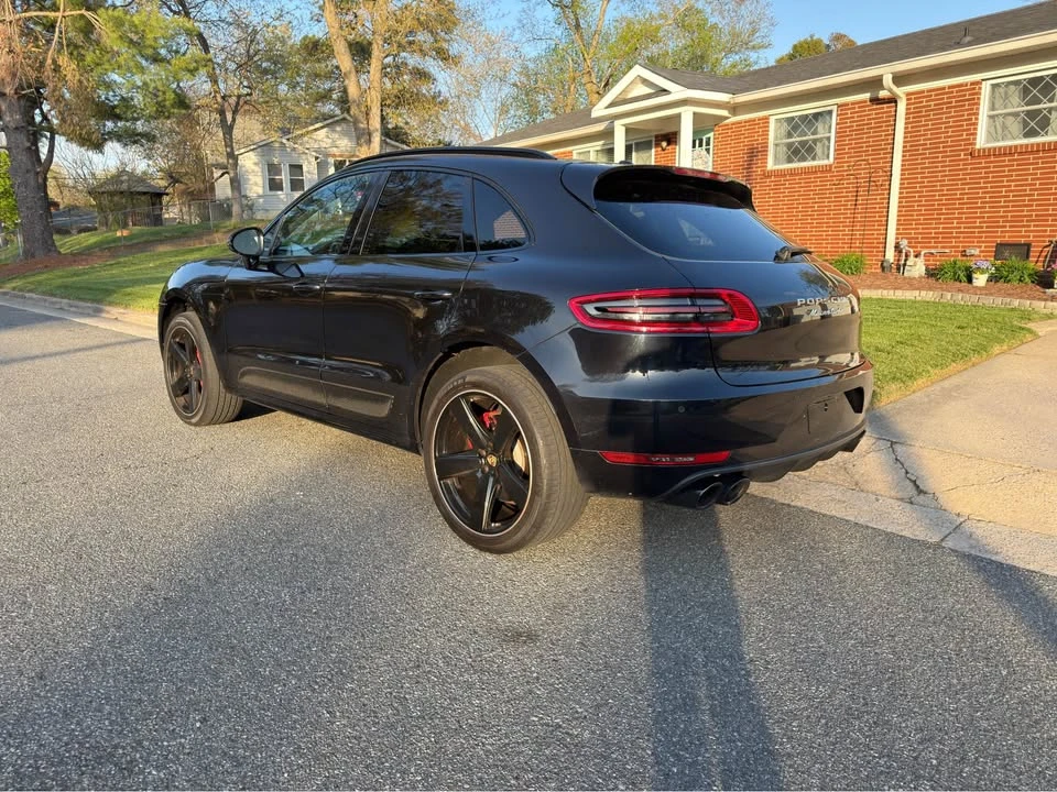 2016 Porsche Macan Turbo - Image 7 of 10