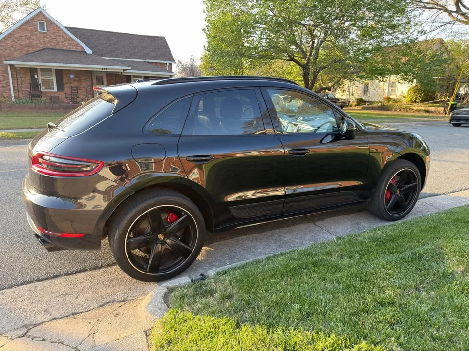 2016 Porsche Macan Turbo - Image 4 of 10