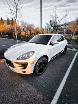 2016 Porsche Macan Turbo - Image 4 of 13