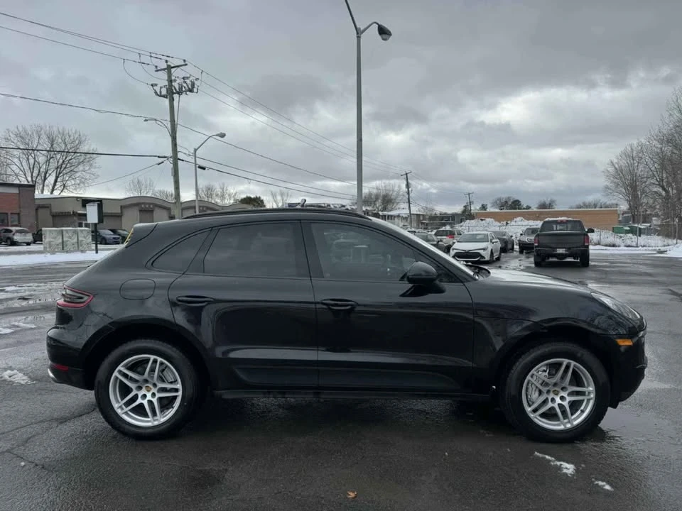 2016 Porsche Macan - Image 7 of 19