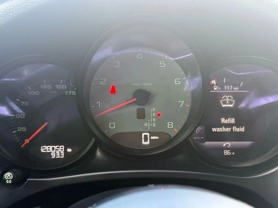 2016 Porsche Macan - Image 2 of 20