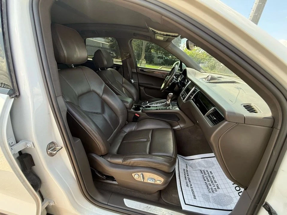 2016 Porsche Macan - Image 20 of 20