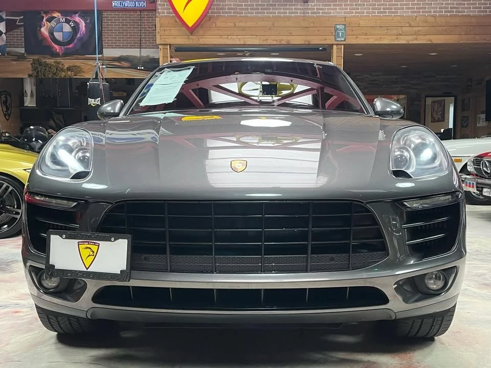 2016 Porsche Macan S - Image 2 of 20