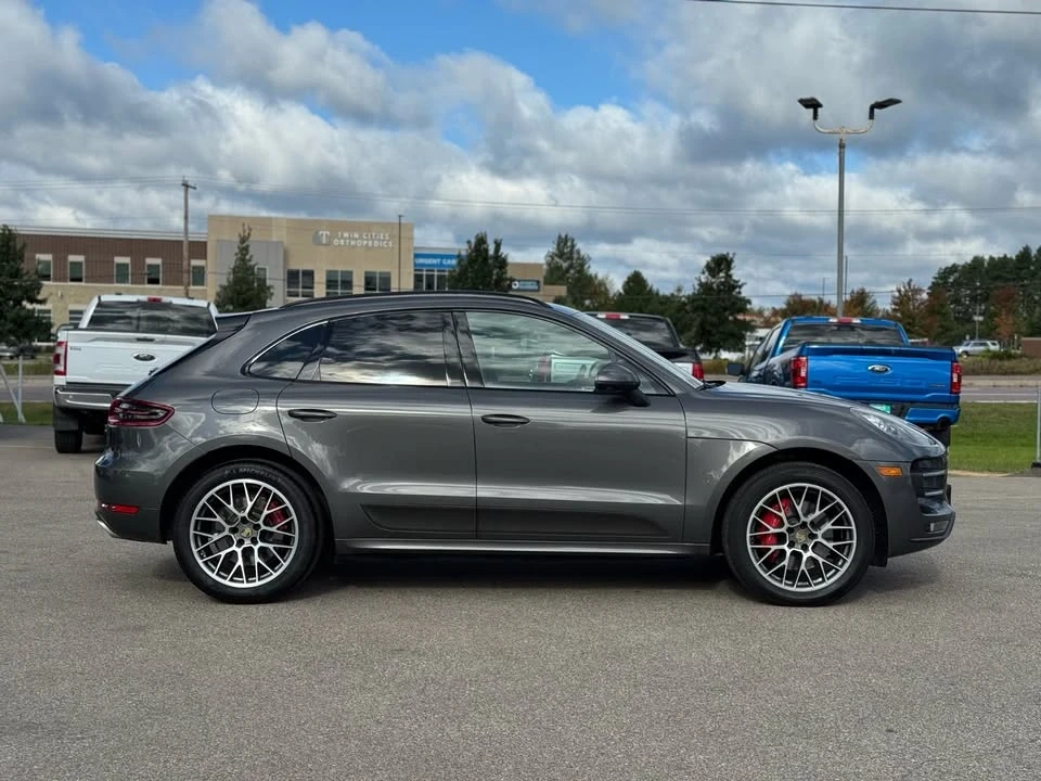 2016 Porsche Macan Turbo - Image 8 of 17