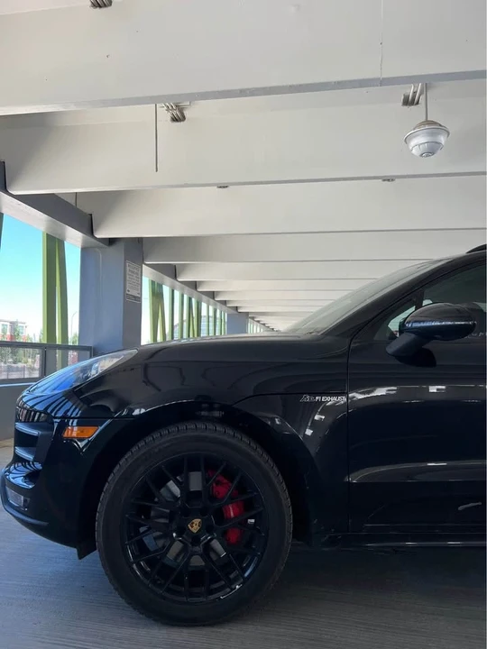 2016 Porsche Macan Turbo - Image 4 of 20