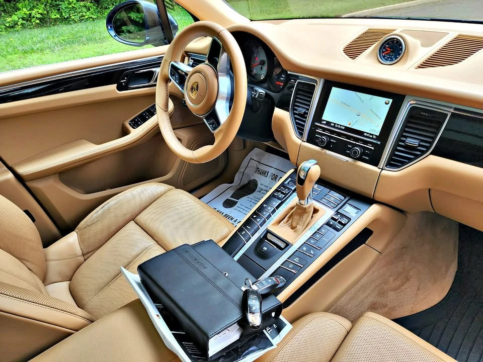 2016 Porsche Macan S - Image 14 of 20