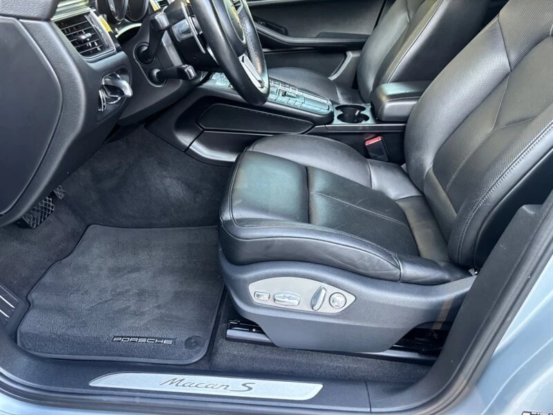 2016 Porsche Macan S - Image 11 of 20