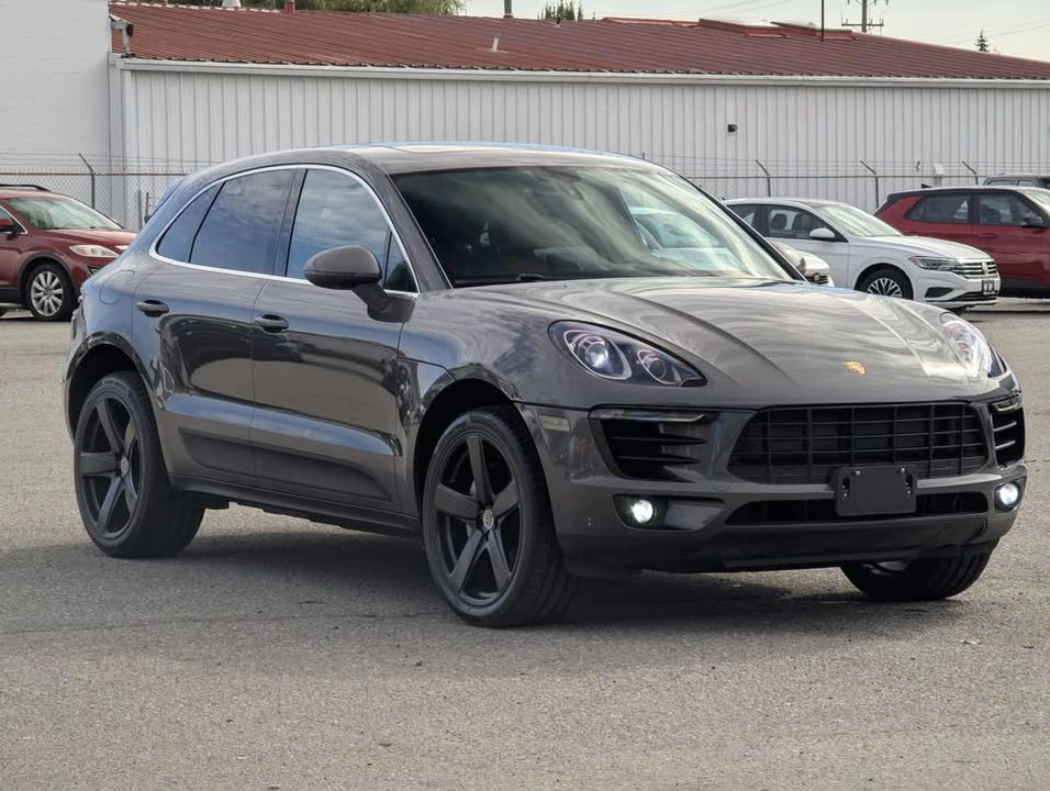 2016 Porsche Macan S - Image 2 of 20