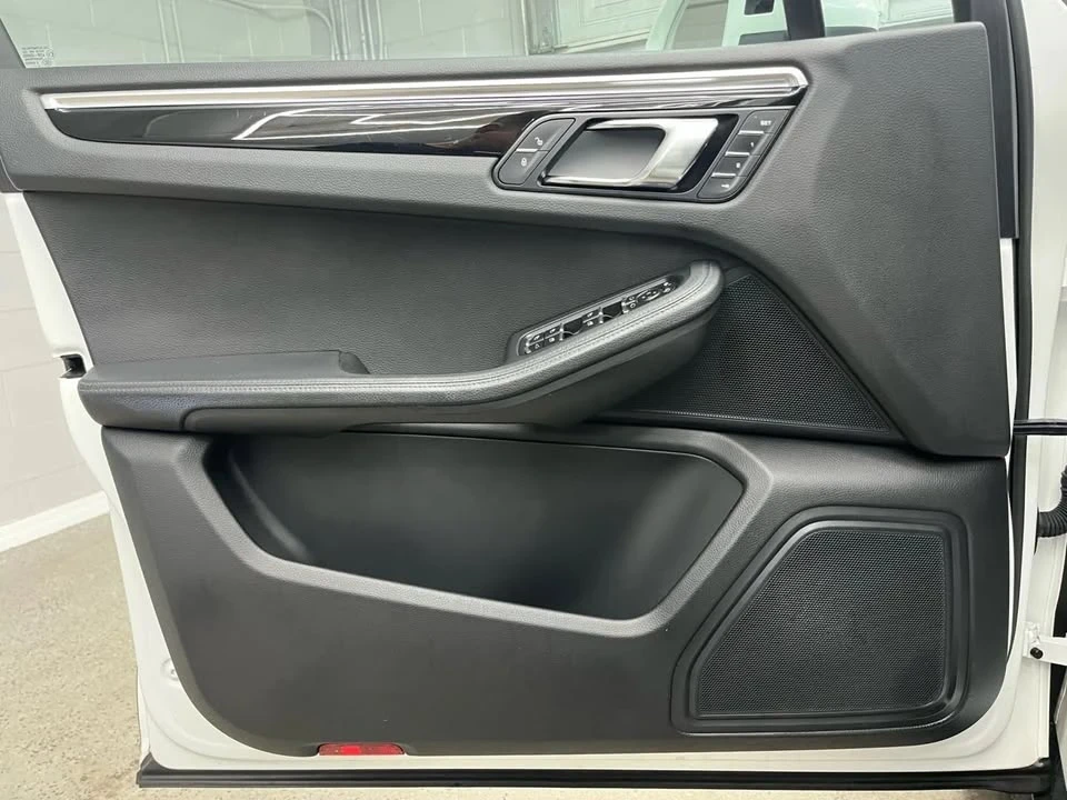 2016 Porsche Macan S - Image 7 of 17