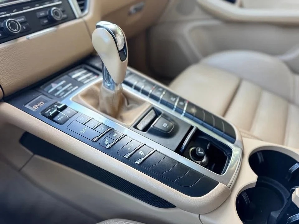 2016 Porsche Macan S - Image 18 of 18