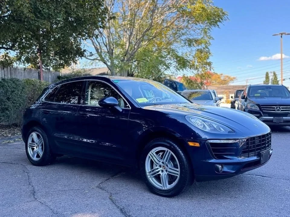 2016 Porsche Macan S - Image 2 of 18