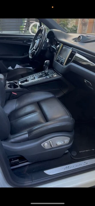 2016 Porsche Macan S - Image 2 of 2