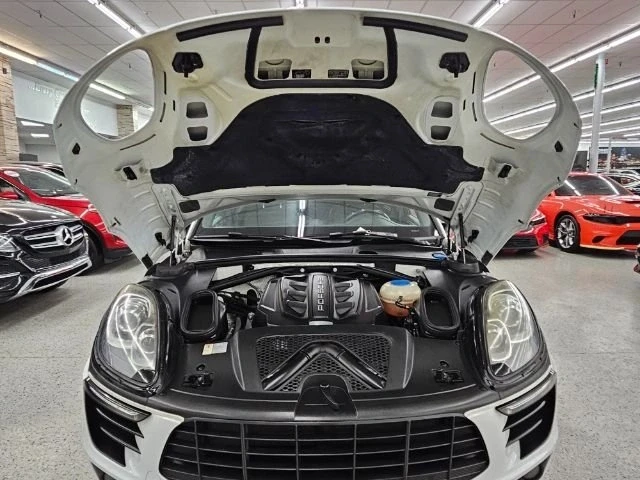 2016 Porsche Macan S - Image 12 of 13