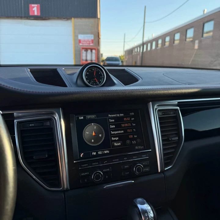2016 Porsche Macan S - Image 5 of 11