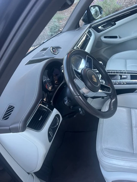 2016 Porsche Macan S - Image 6 of 9