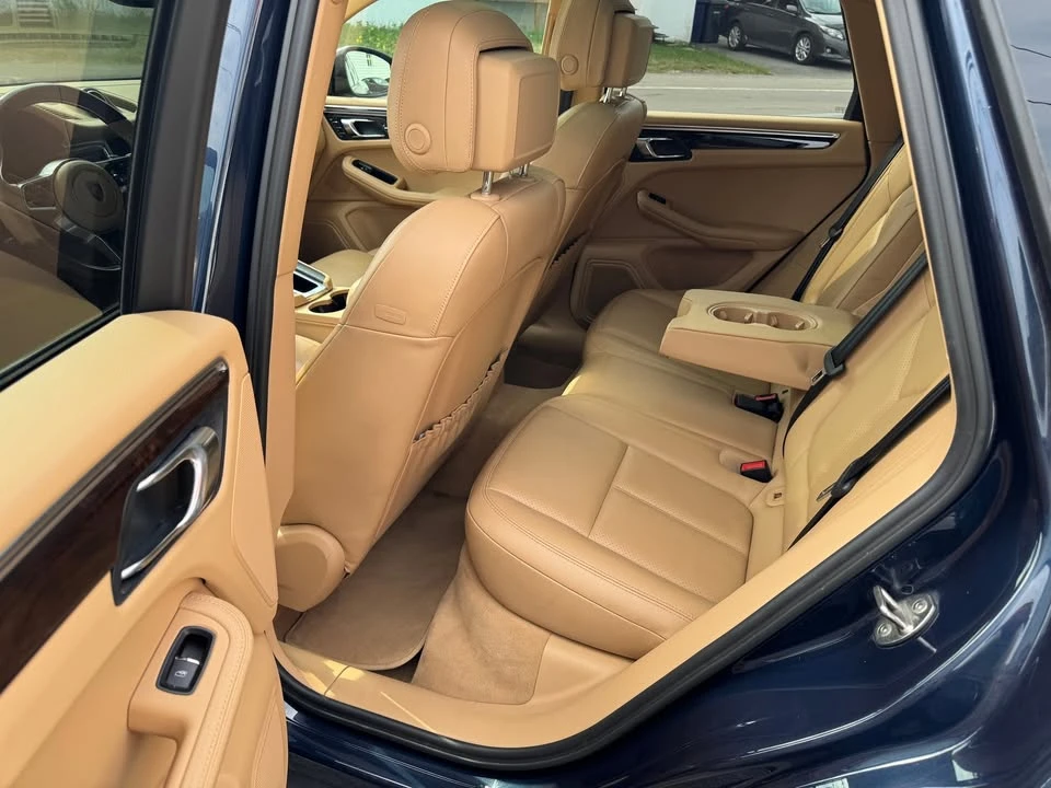 2016 Porsche Macan S - Image 8 of 17