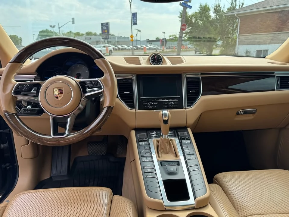 2016 Porsche Macan S - Image 9 of 17