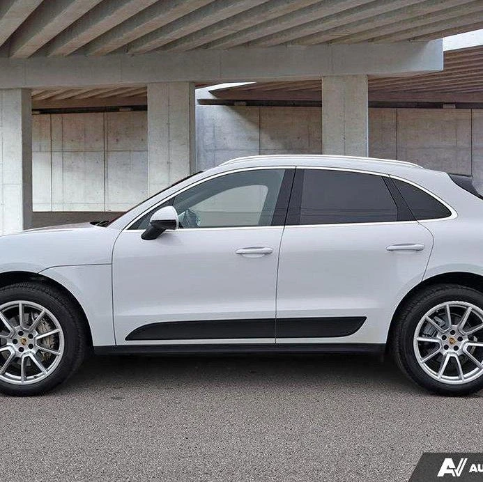2016 Porsche Macan S - Image 2 of 15