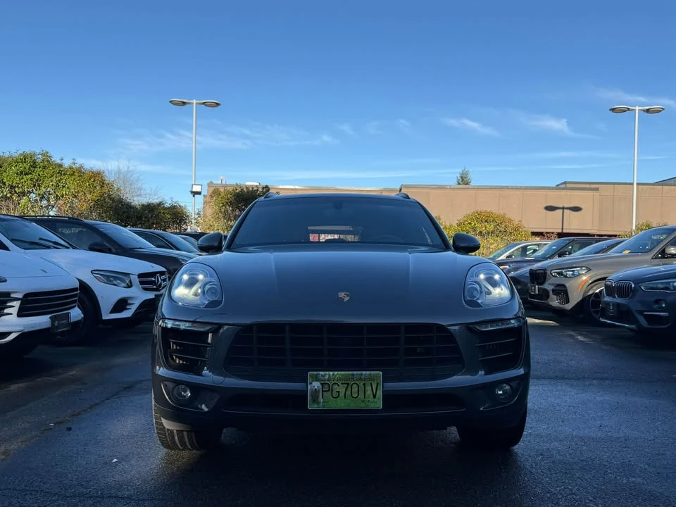 2016 Porsche Macan S - Image 2 of 8