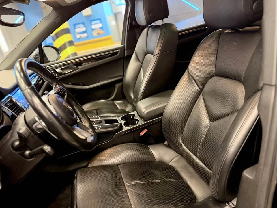 2016 Porsche Macan S - Image 4 of 10